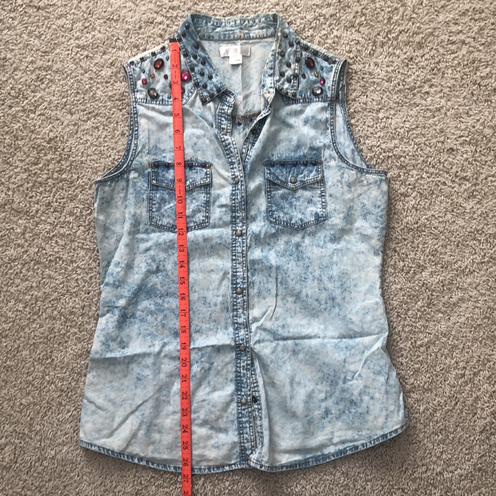 Studded Button Down - Picture 4 of 5
